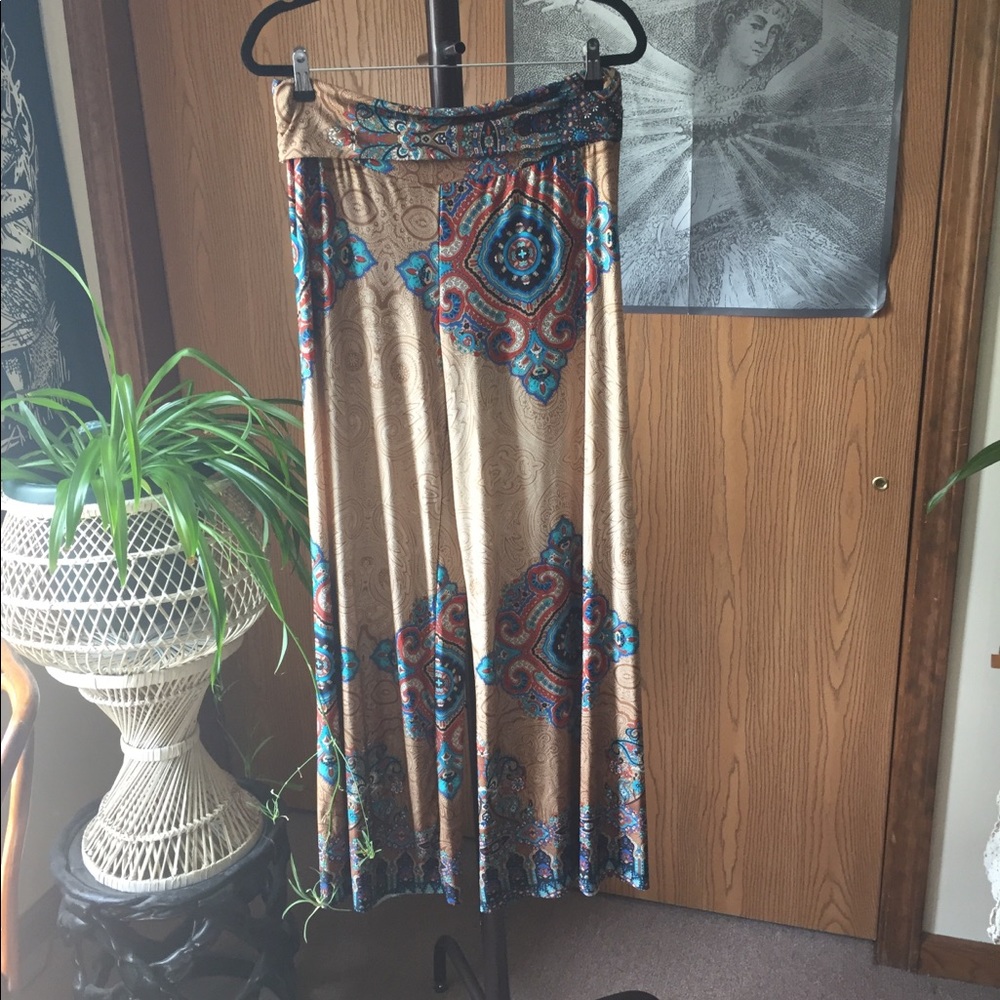 Festival palazzo pants ☮️✨🍄🌸🌺🌜